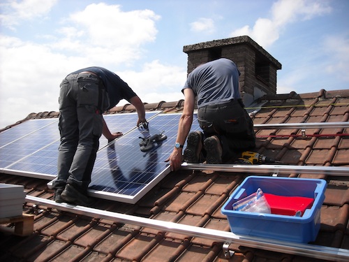 Verduurzamen is ook zonnepanelen installeren